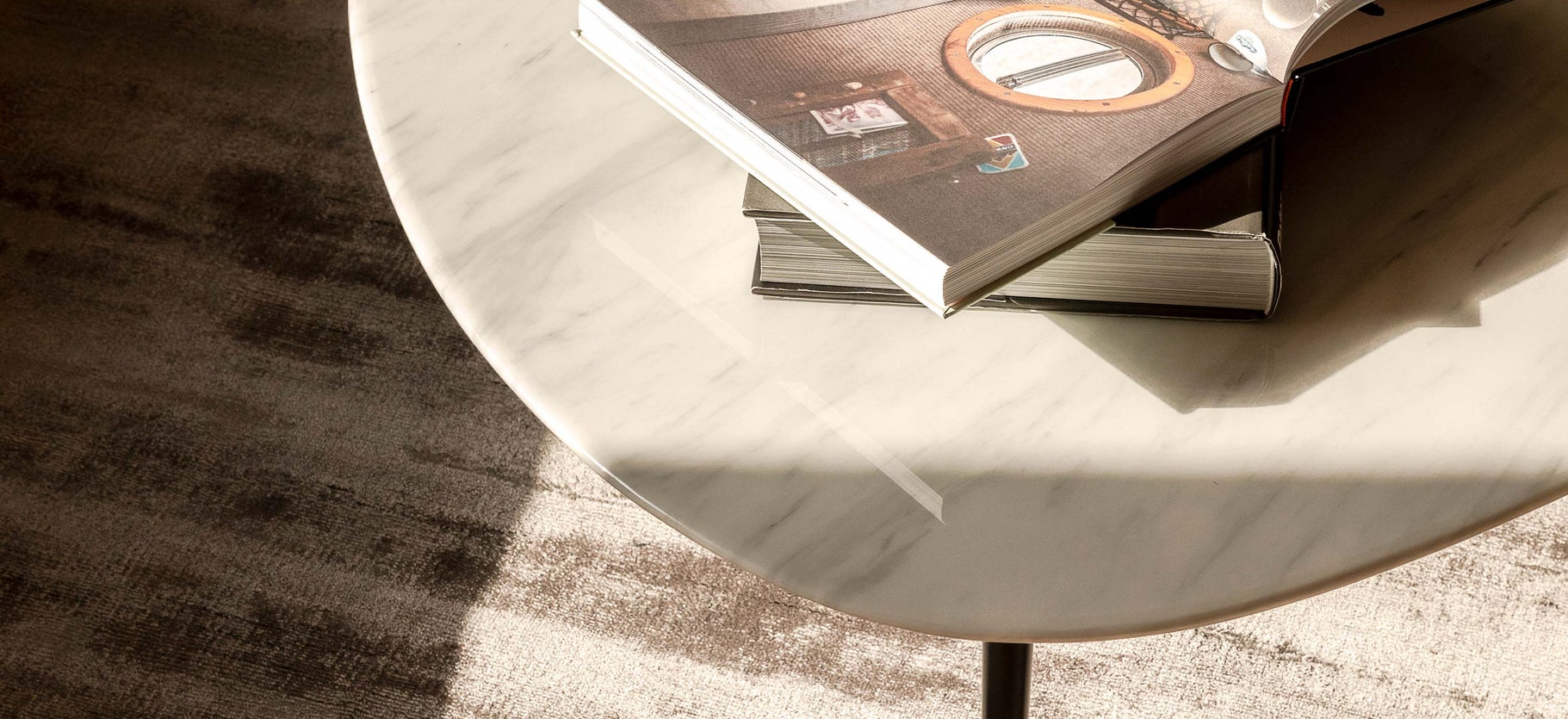 Inspiration SOLACE Coffee Tables White black Marble / Metal