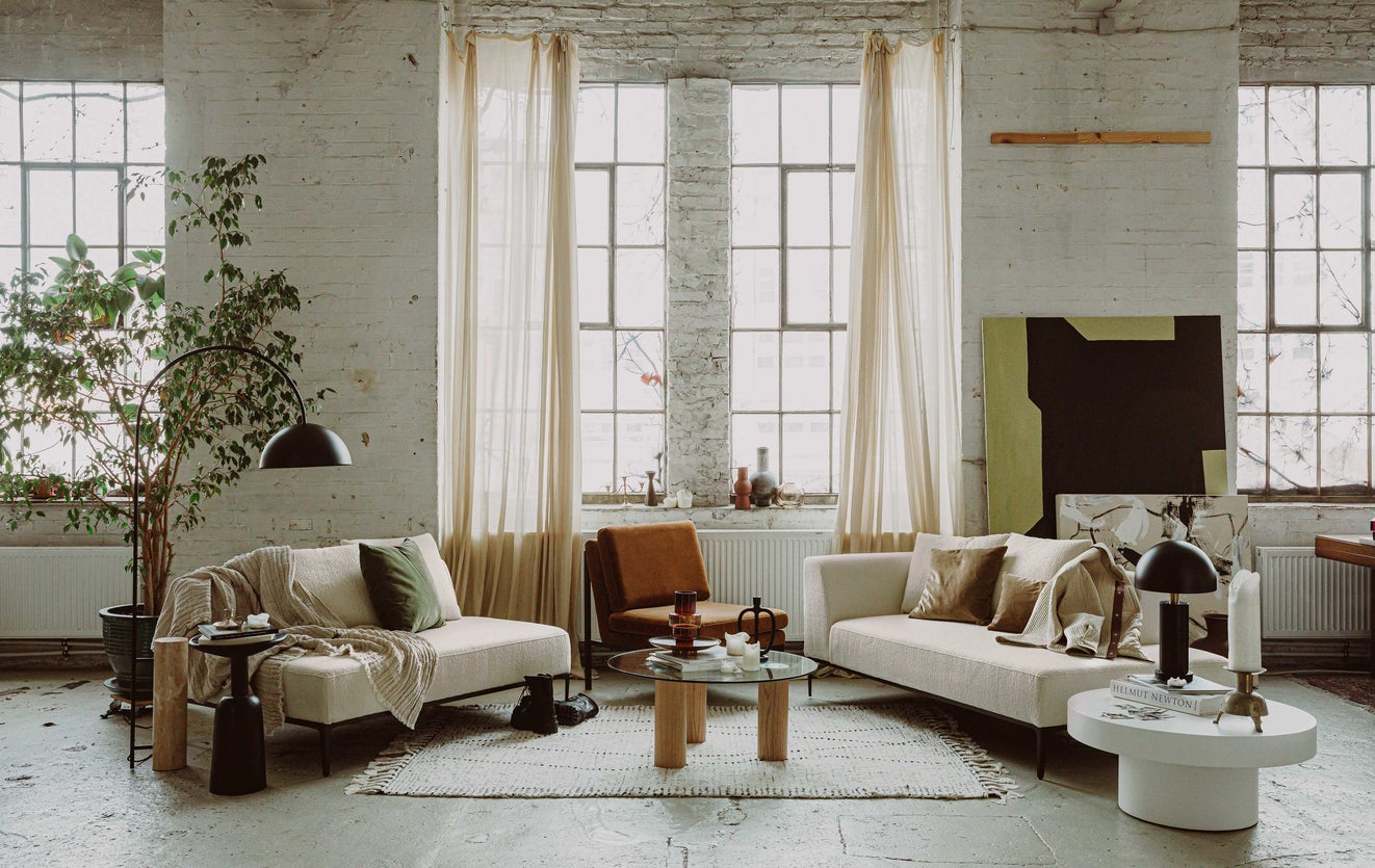 Inspiration REVOLT 2-Sitzer Sofas Weiß / Schwarz Bouclé / Metall