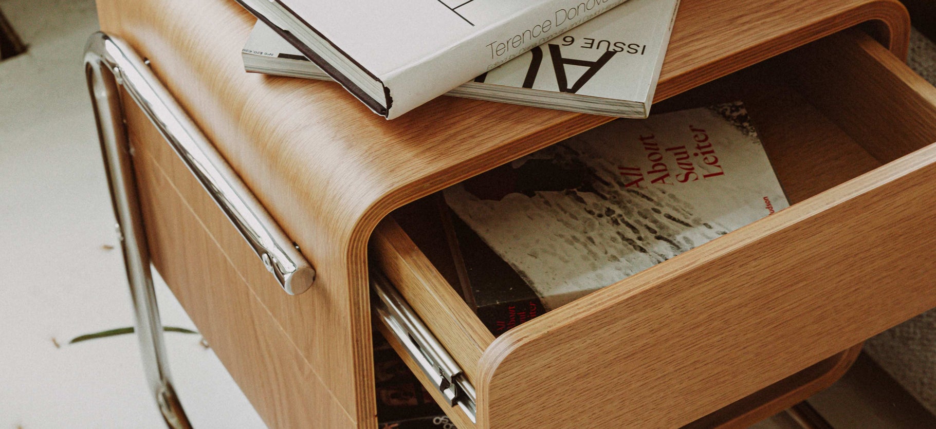 Inspiration ANDRIA Nightstands Natural / Silver Wood / Metal