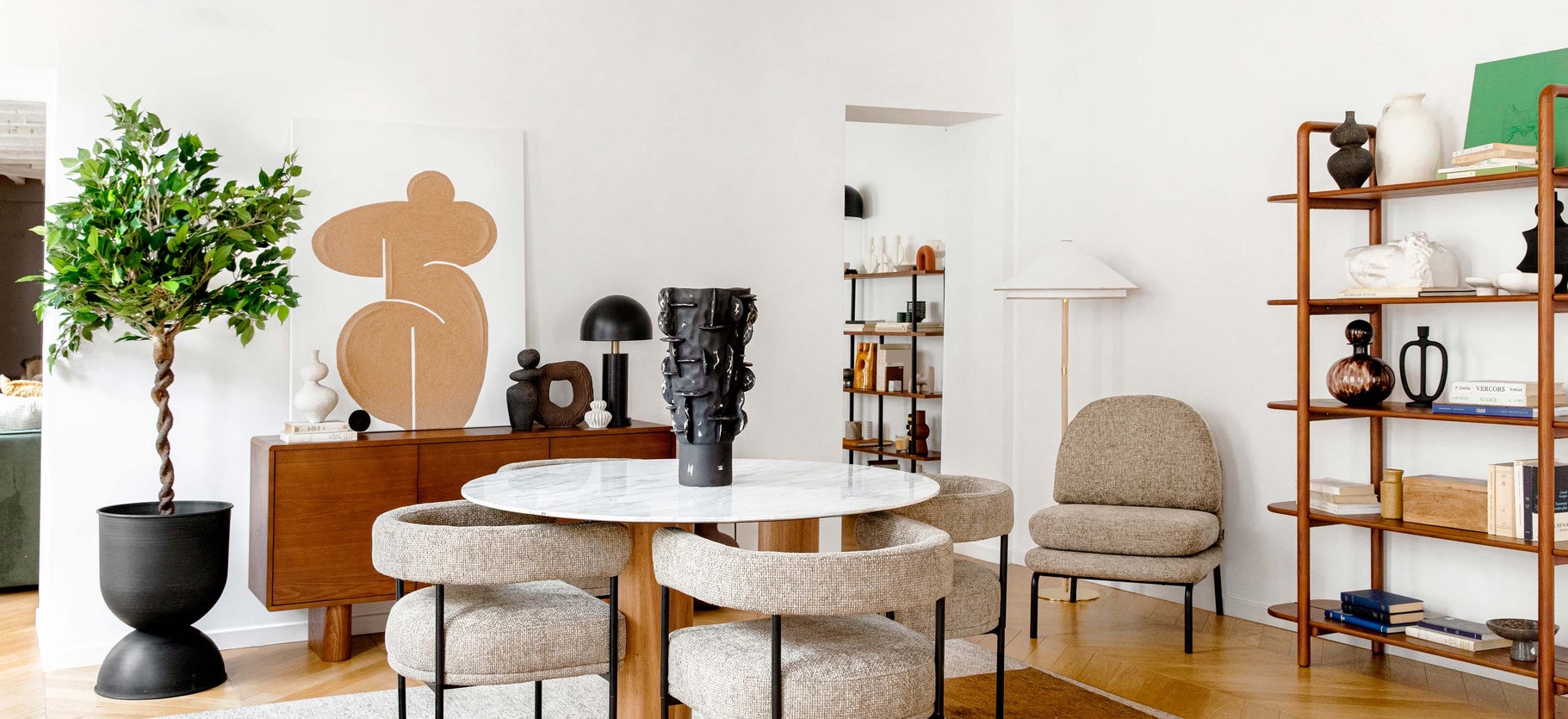 Inspiration VANGUARD Sideboards & Highboards Braun Holz
