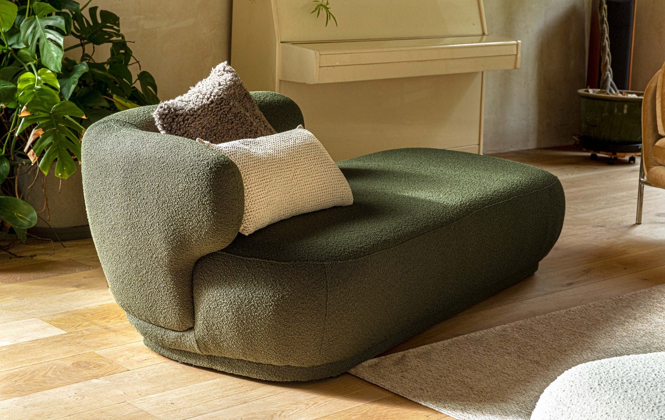 Inspiration GIULIA Chaise Longues & Daybeds Khaki Green Curl / Wood