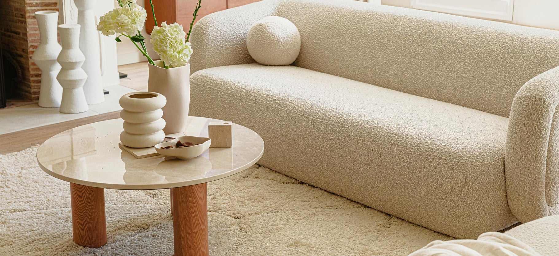 Inspiration ANDREA Couchtische Beige Marmor & Naturholz