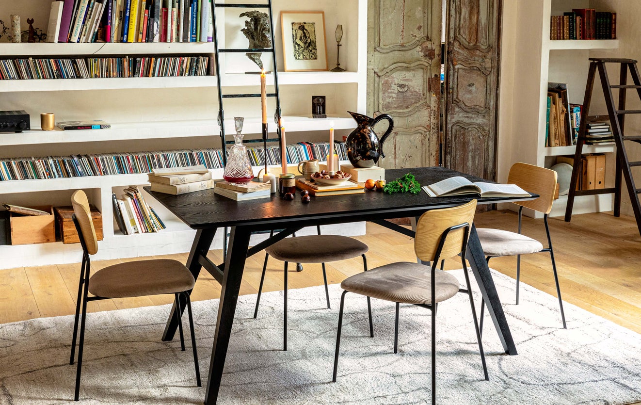 Inspiration EERO Esszimmerstühle Beige / Natur / Schwarz Holz / Samt / Metall