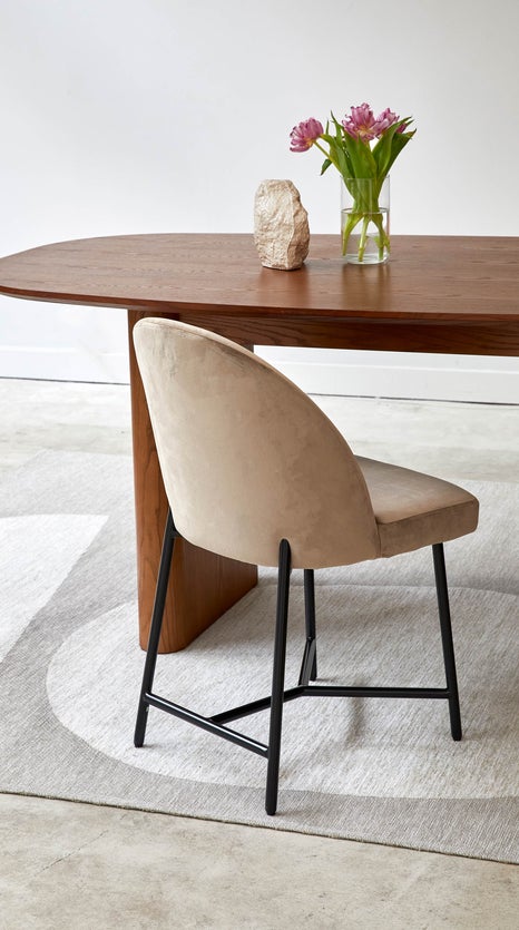 Inspiration BANE Esszimmerstühle Taupe / Schwarz Samt / Metall