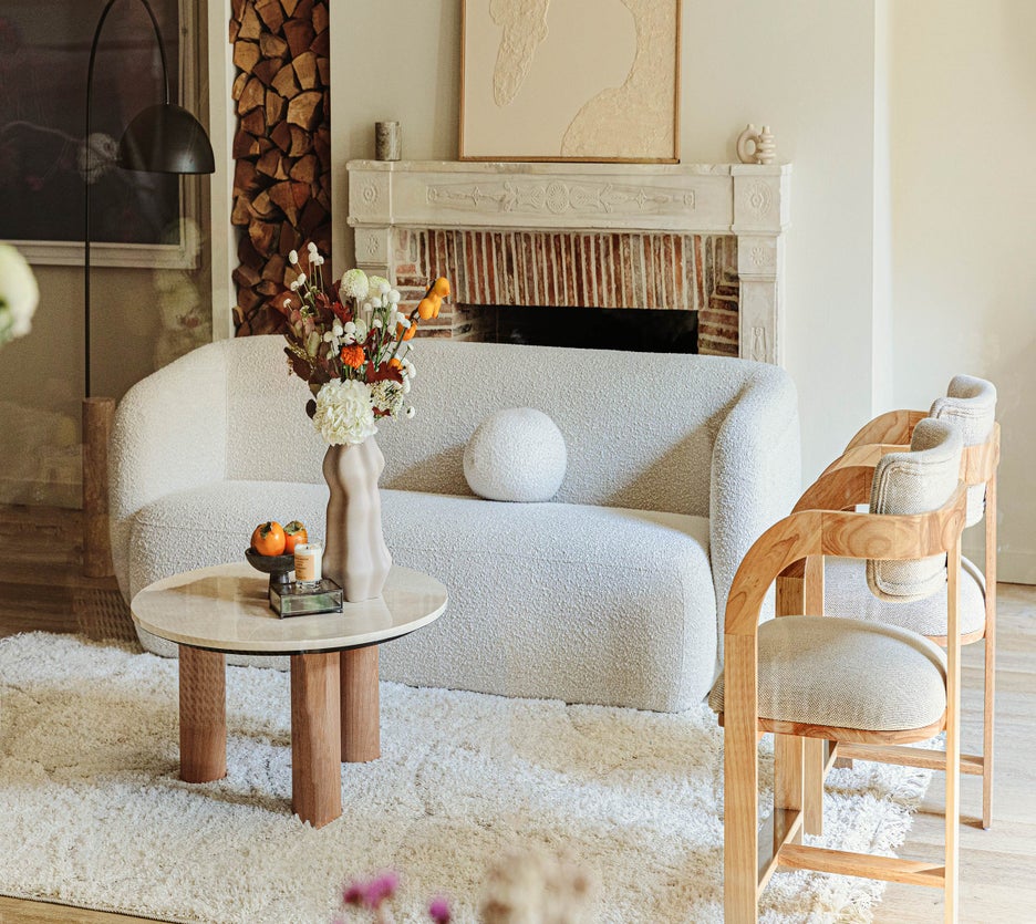 Inspiration VOLTA Sofas mit 3 und mehr Sitzplätzen Weiß Bouclé Stoff / Holz