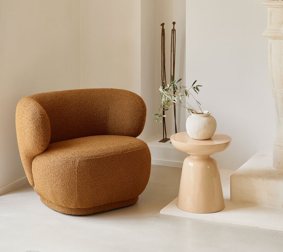 Inspiration GIULIA Armchairs Brown Curly / Wood