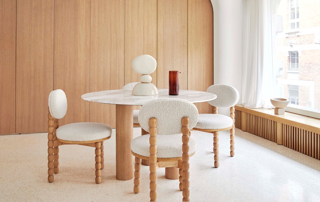 Inspiration BOLD Esszimmerstühle Weiß / Braun Bouclé / Holz