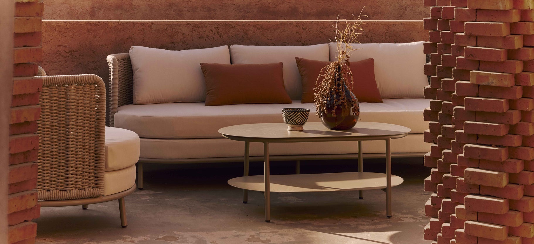 Inspiration FLORENTINO Garden Sofas & Armchairs White / Terracotta / Taupe Metal